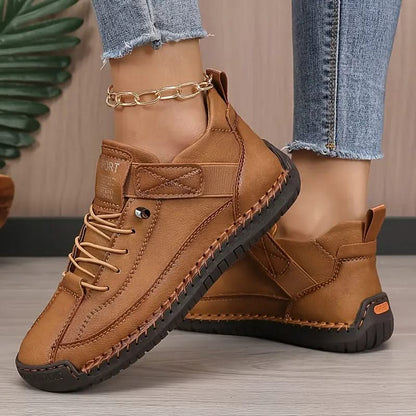 Sola Comfort Sneaker