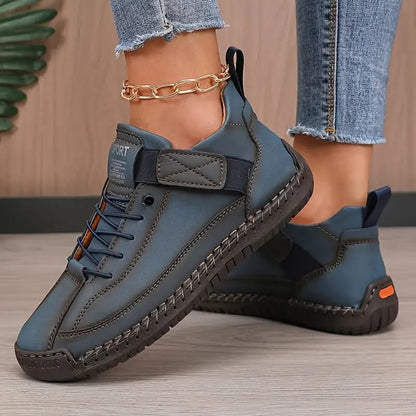 Sola Comfort Sneaker