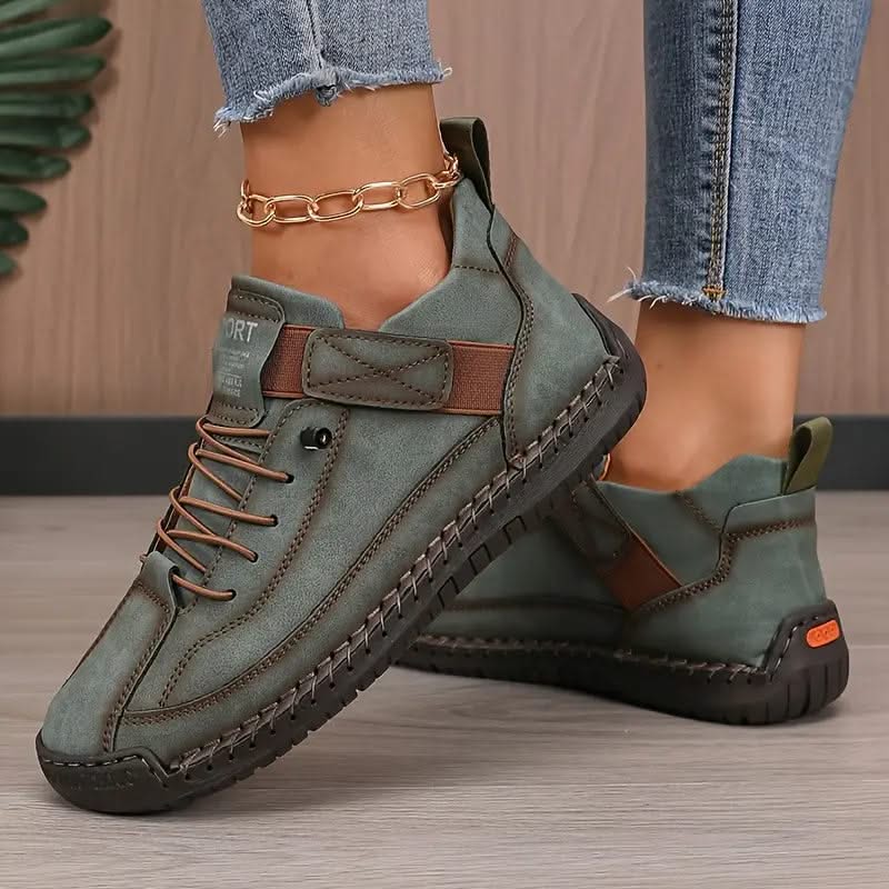 Sola Comfort Sneaker