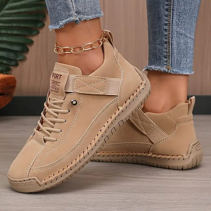 Sola Comfort Sneaker
