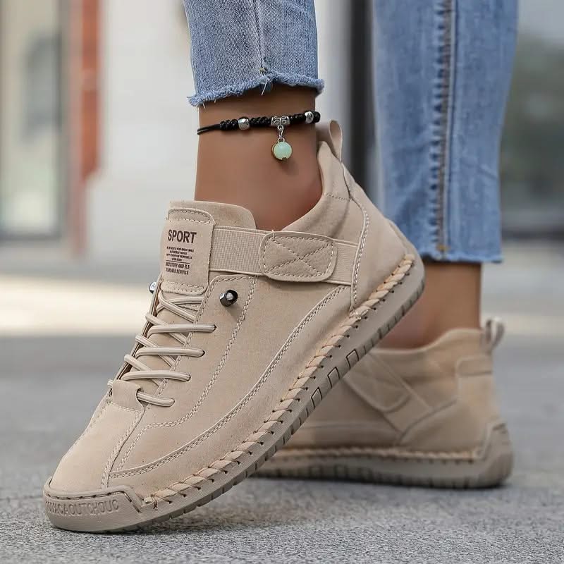 Sola Comfort Sneaker